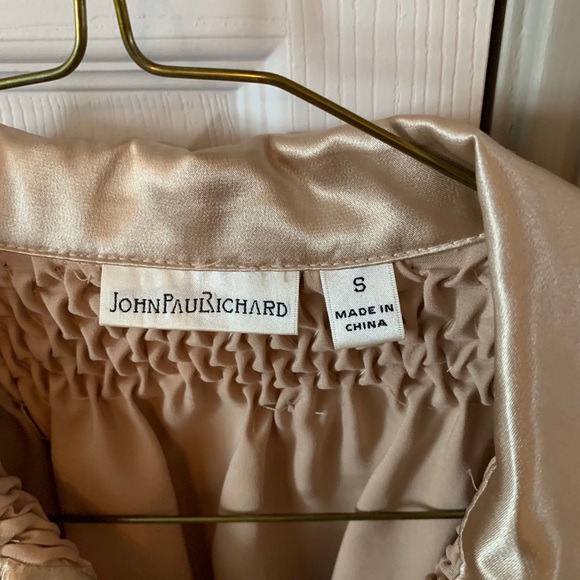 Champagne blouse - Picture 3 of 3